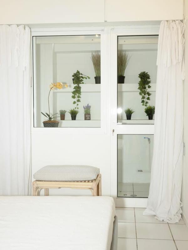 Vouliagmeni'S Secret Garden Near The Sea Apartamento Atenas Exterior foto